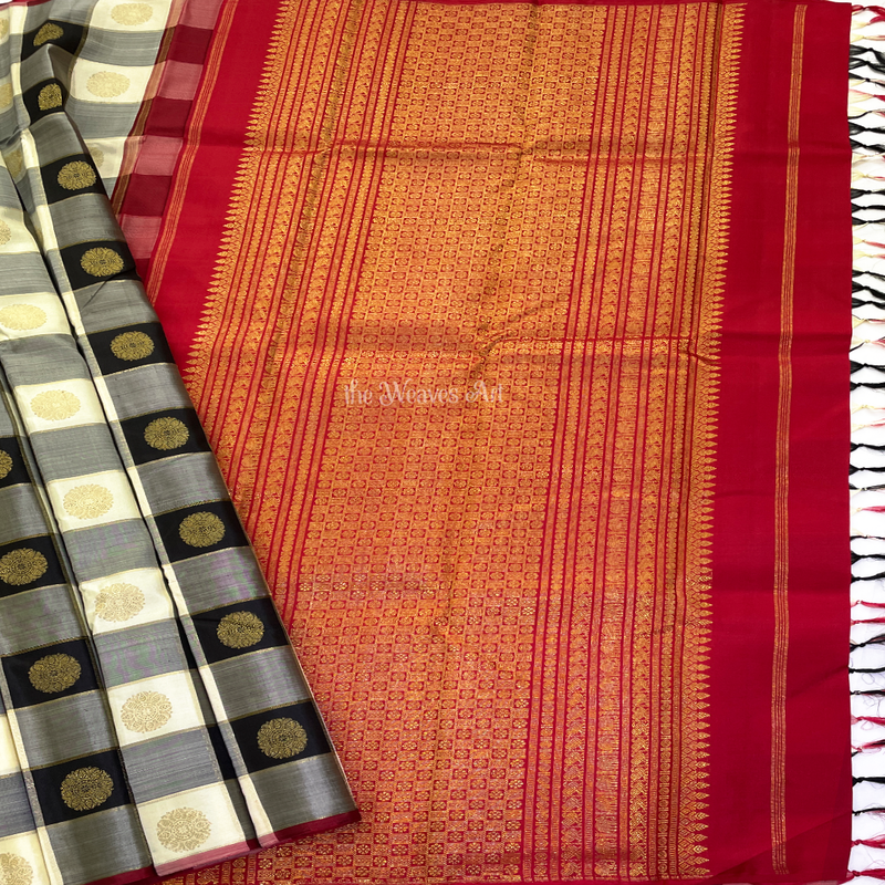 Black and White Checks Sarees