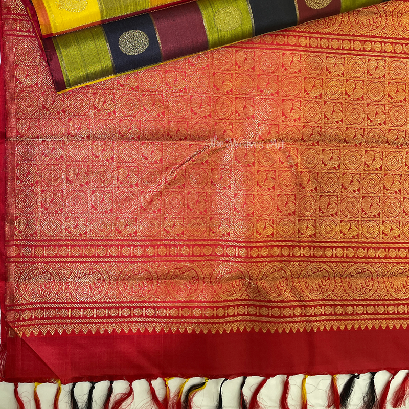 Kanchi Pattu No Border Sarees