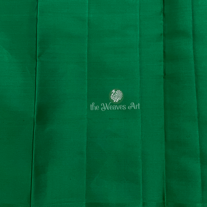 Kanchi pattu Saree with Blouse