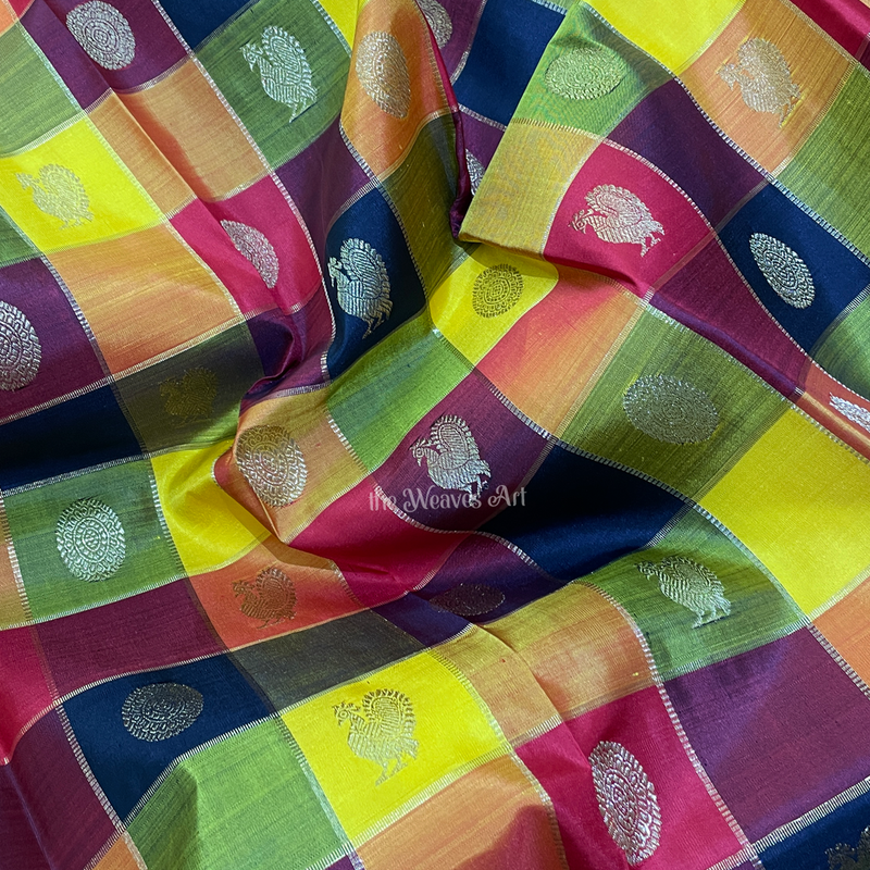 Mayil Chakram Palum Pazhamum Sarees