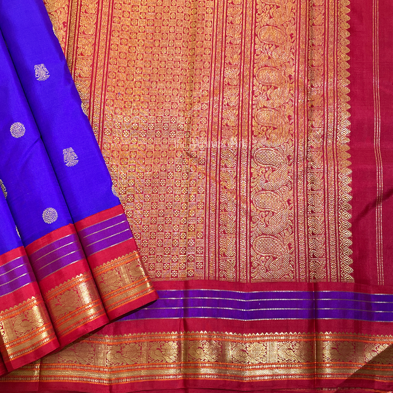 Traditional Kanchi Pattu Sarees